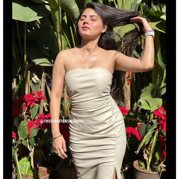 ZARA Blogger Fave Strapless Satin Midi Dress NWT Champagne Beige - Picture 13 of 16